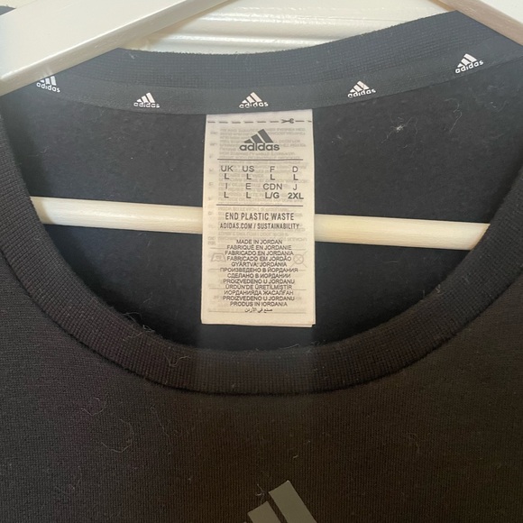 Crew neck Adidas sweatshirt, as good as new - Picture 2 of 3